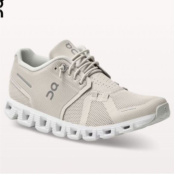 On Cloud 5 Running Shoes size 8W Brand New in the Box - Picture 3 of 10